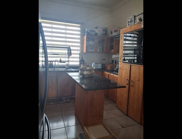 5 BEDROOM HOUSE FOR SALE IN VILLIERS